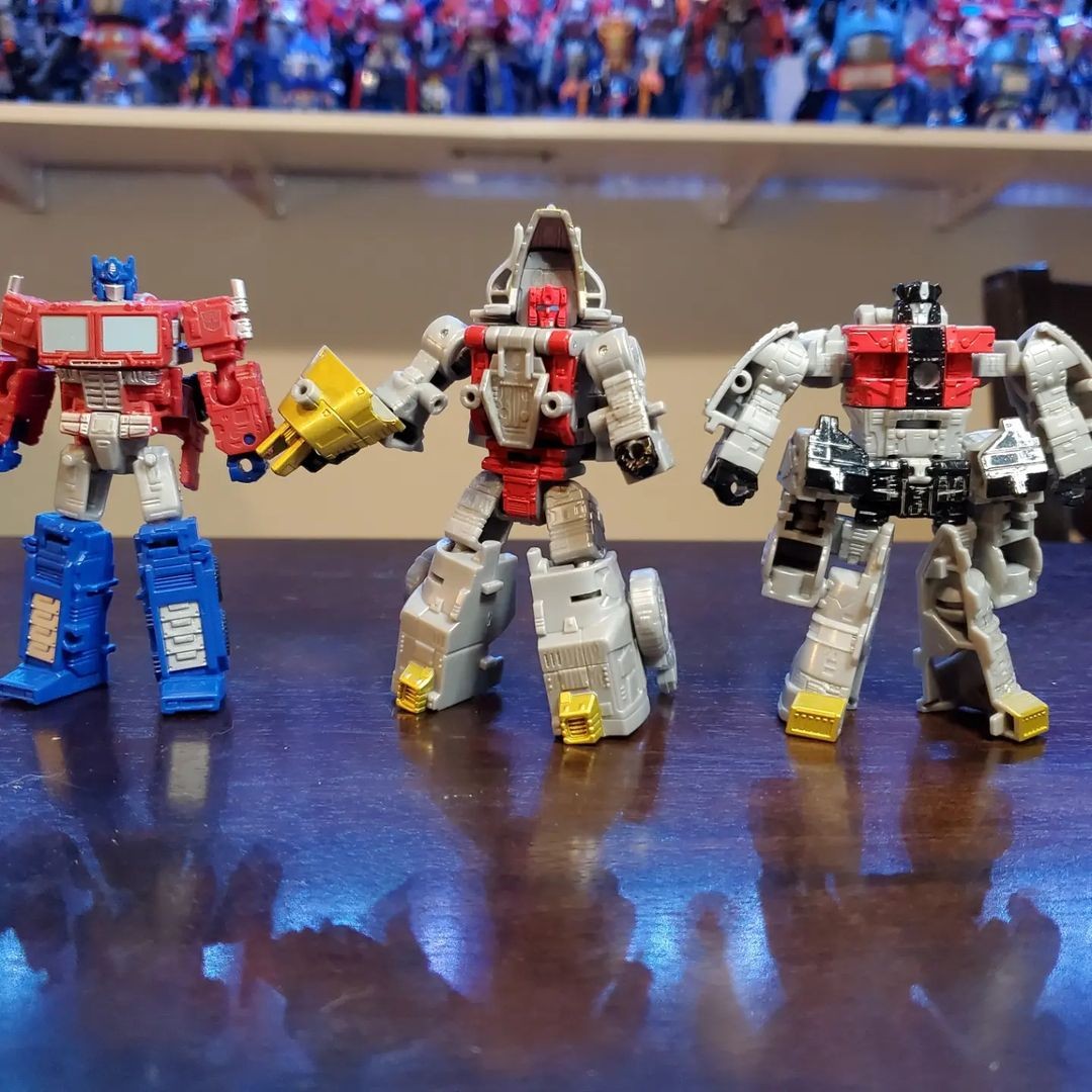 Transformers News: Hasbro Designer Hints at Core Class Dinobots Being Reused for Dinoking Transformers News: Hasbro Designer Hints at Core Class Dinobots Being Reused for Dinoking