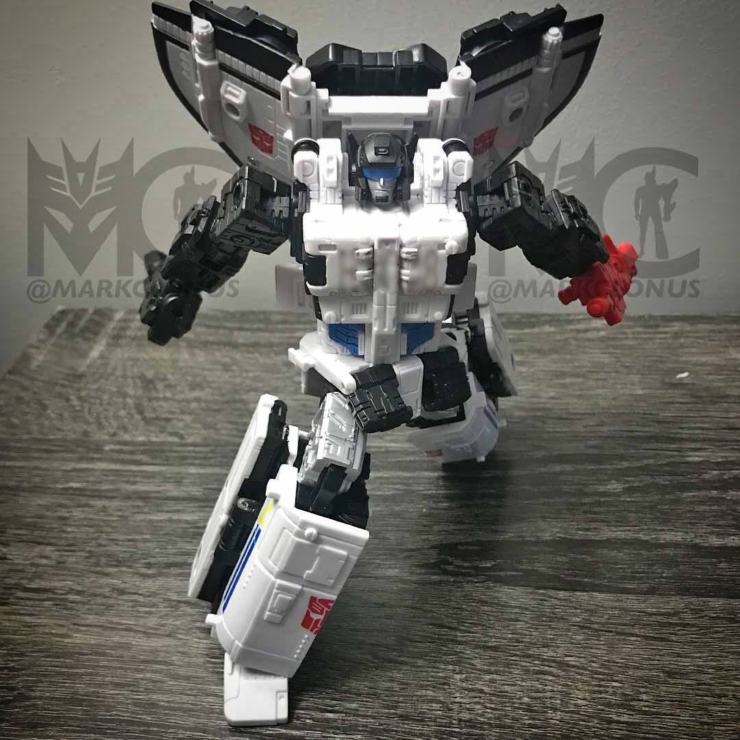 Transformers News: Re: Walmart Exclusive Velocitron Line Discussion