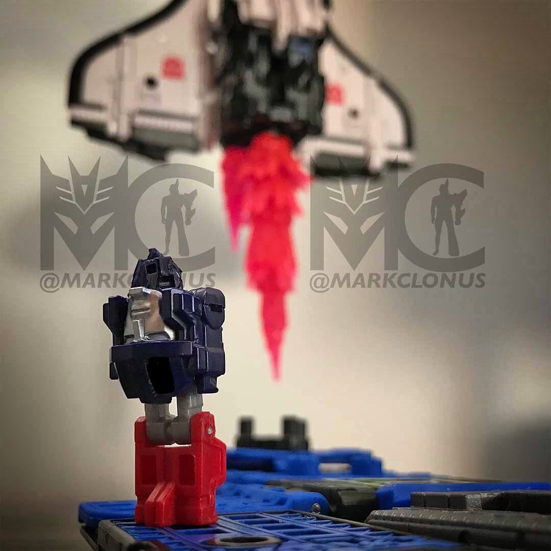 Transformers News: Re: Walmart Exclusive Velocitron Line Discussion