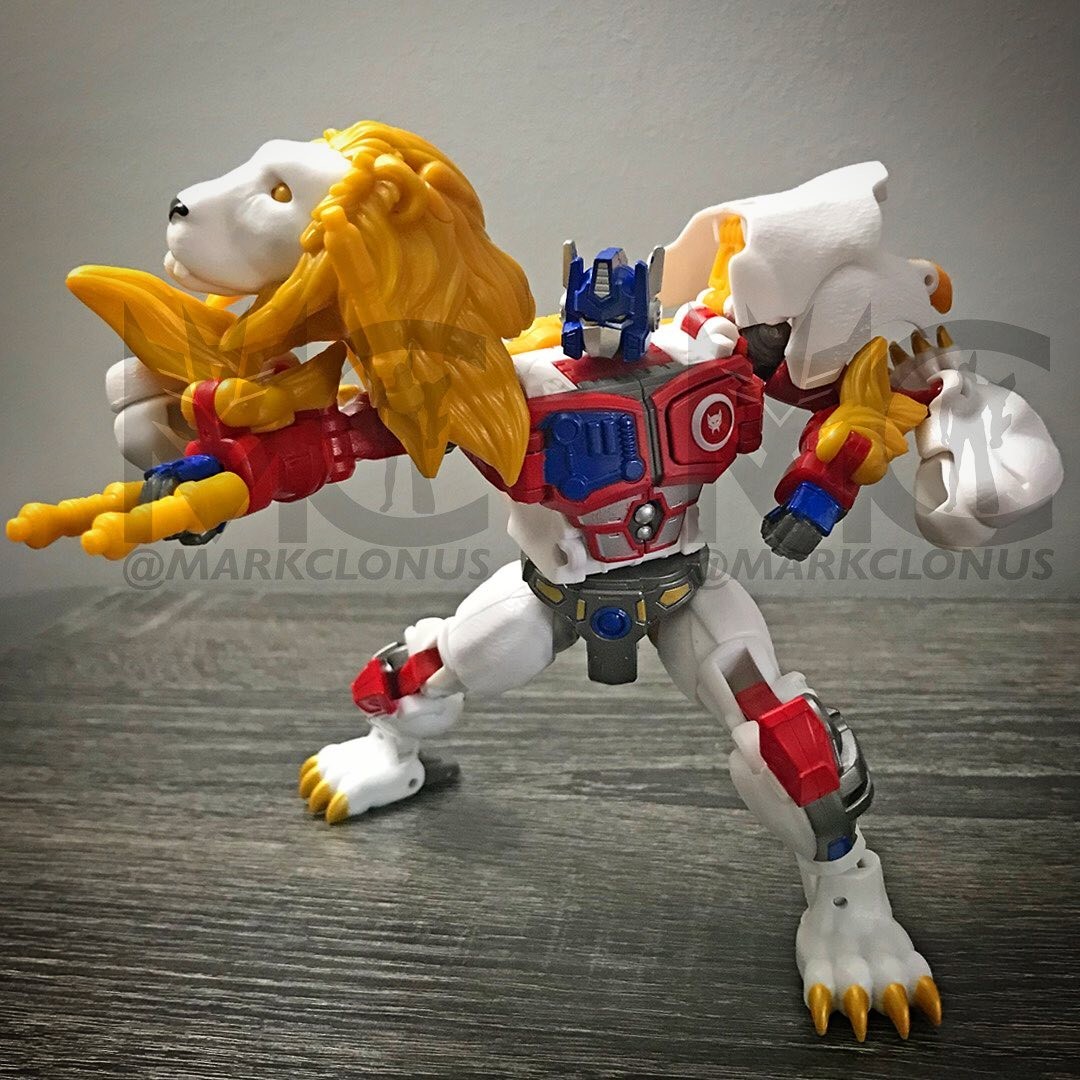 Transformers News: New Images of Legacy Voyager Leo Prime Transformers News: New Images of Legacy Voyager Leo Prime