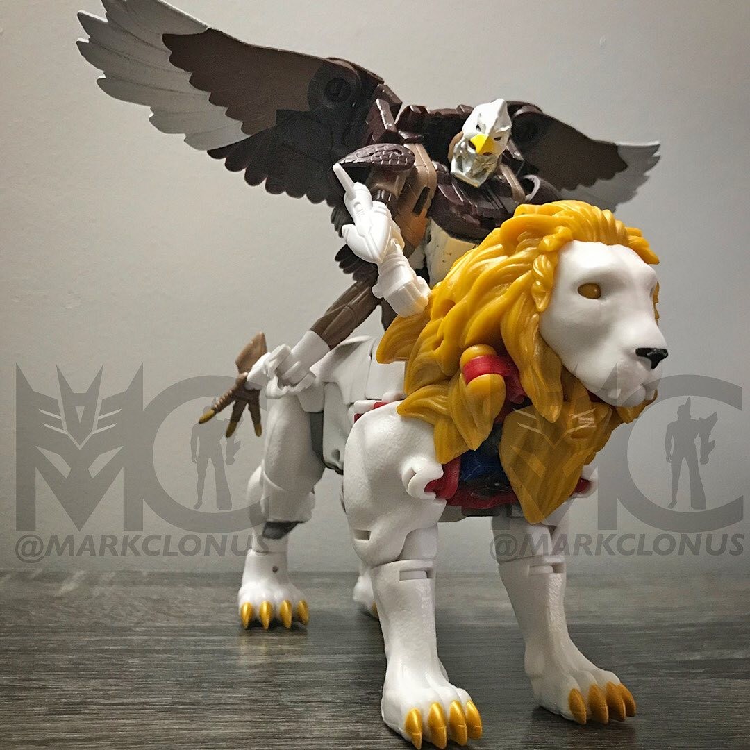 Transformers News: New Images of Legacy Voyager Leo Prime Transformers News: New Images of Legacy Voyager Leo Prime