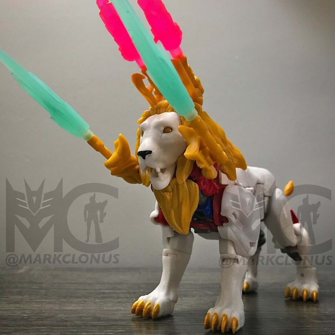 Transformers News: New Images of Legacy Voyager Leo Prime Transformers News: New Images of Legacy Voyager Leo Prime