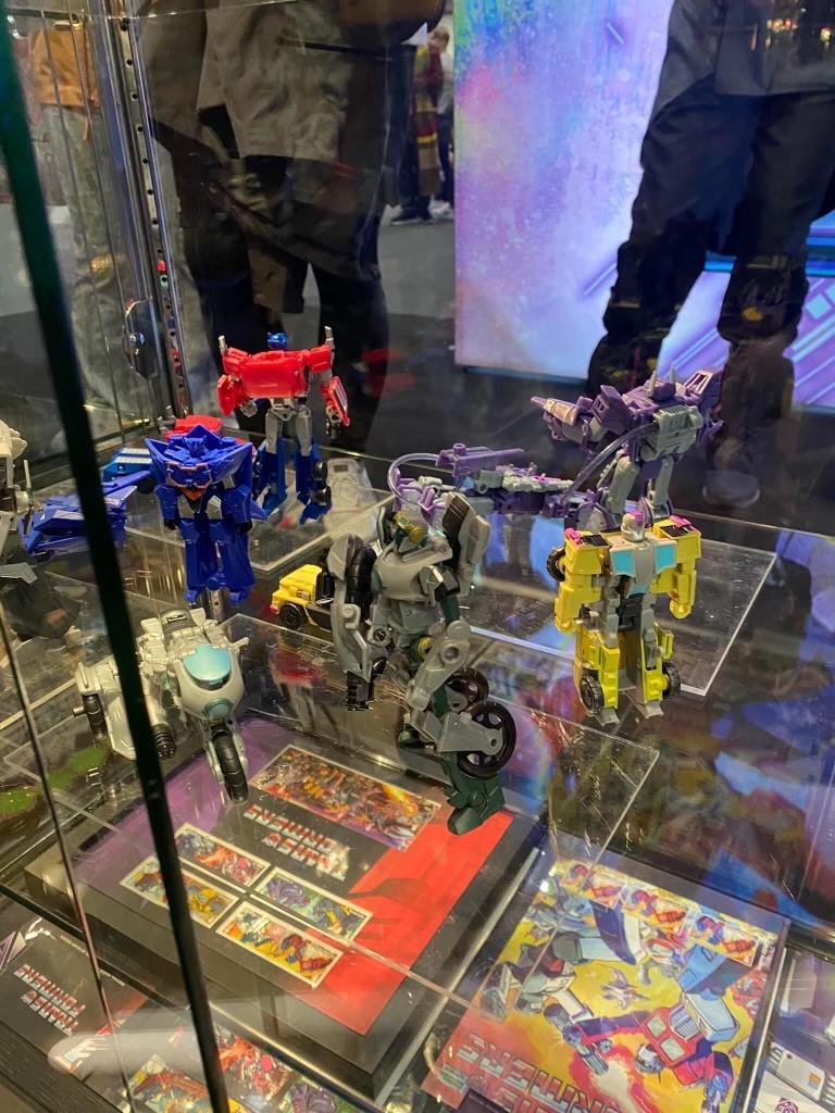 Transformers News: Earthspark Toy Reveals with One Step Soundwave + Swindle, Deluxe Optimus, Warrior Thrash and Mor Transformers News: Earthspark Toy Reveals with One Step Soundwave + Swindle, Deluxe Optimus, Warrior Thrash and Mor