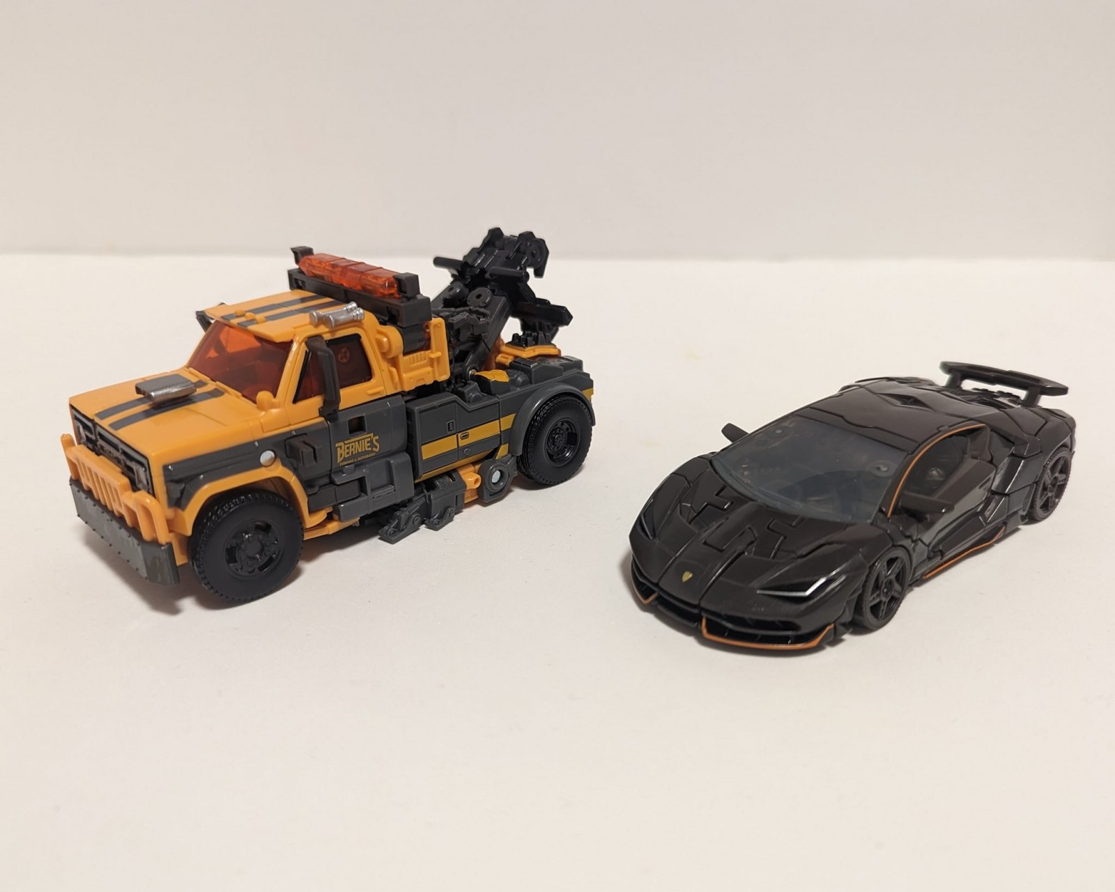 Transformers News: First Images of Actual Studio Series ROTB Airazor and Battletrap Transformers News: First Images of Actual Studio Series ROTB Airazor and Battletrap