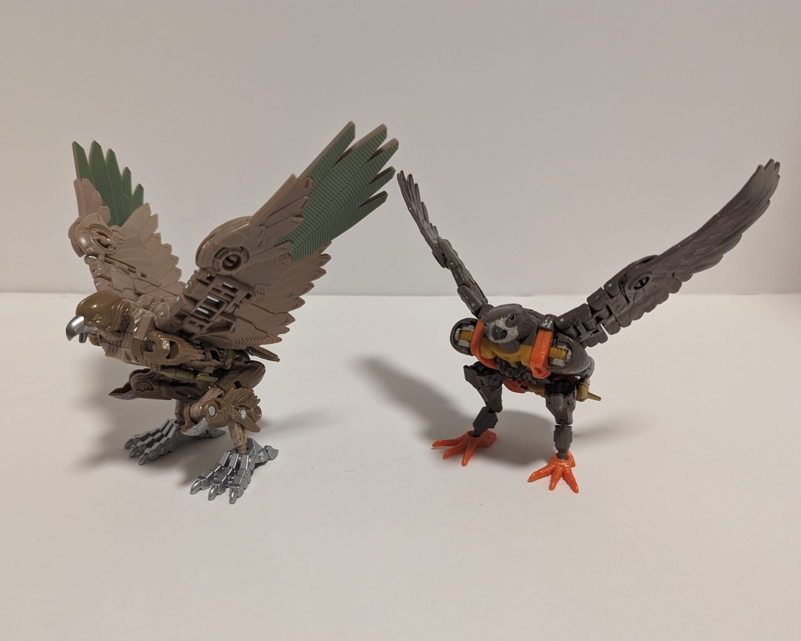Transformers News: First Images of Actual Studio Series ROTB Airazor and Battletrap Transformers News: First Images of Actual Studio Series ROTB Airazor and Battletrap