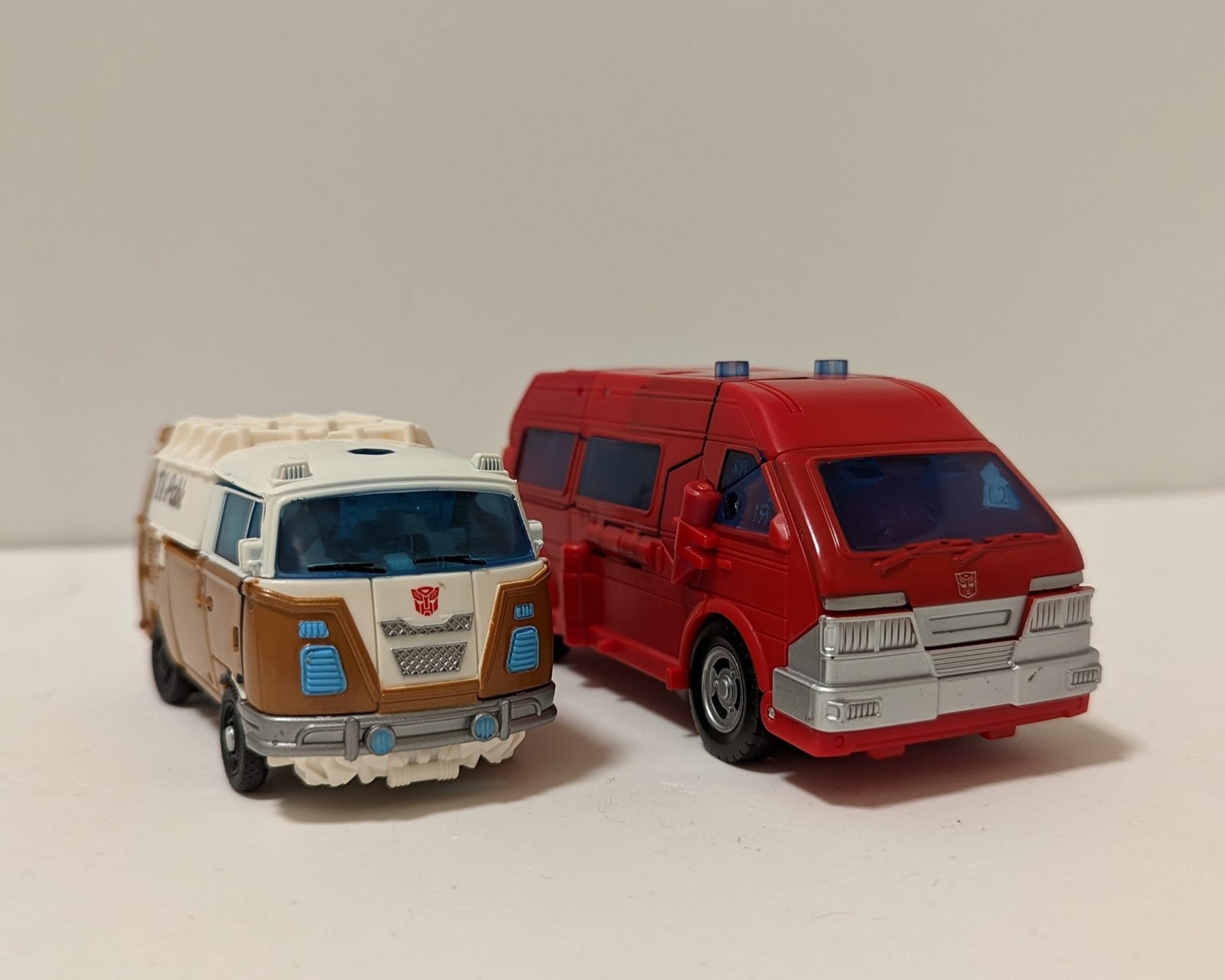 Transformers News: First Look at ROTB Wheeljack and Nightbird Toys shows Wheeljack got a Major Redesign Transformers News: First Look at ROTB Wheeljack and Nightbird Toys shows Wheeljack got a Major Redesign