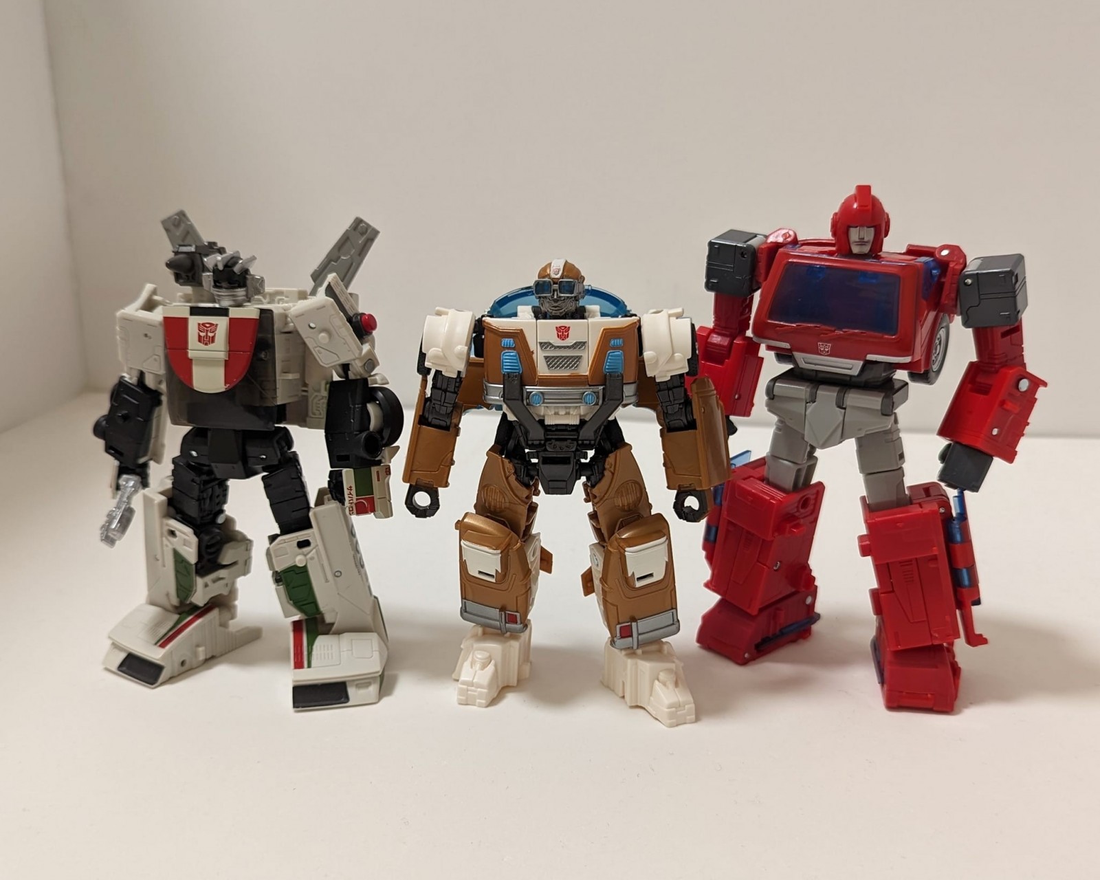 Transformers News: First Look at ROTB Wheeljack and Nightbird Toys shows Wheeljack got a Major Redesign Transformers News: First Look at ROTB Wheeljack and Nightbird Toys shows Wheeljack got a Major Redesign