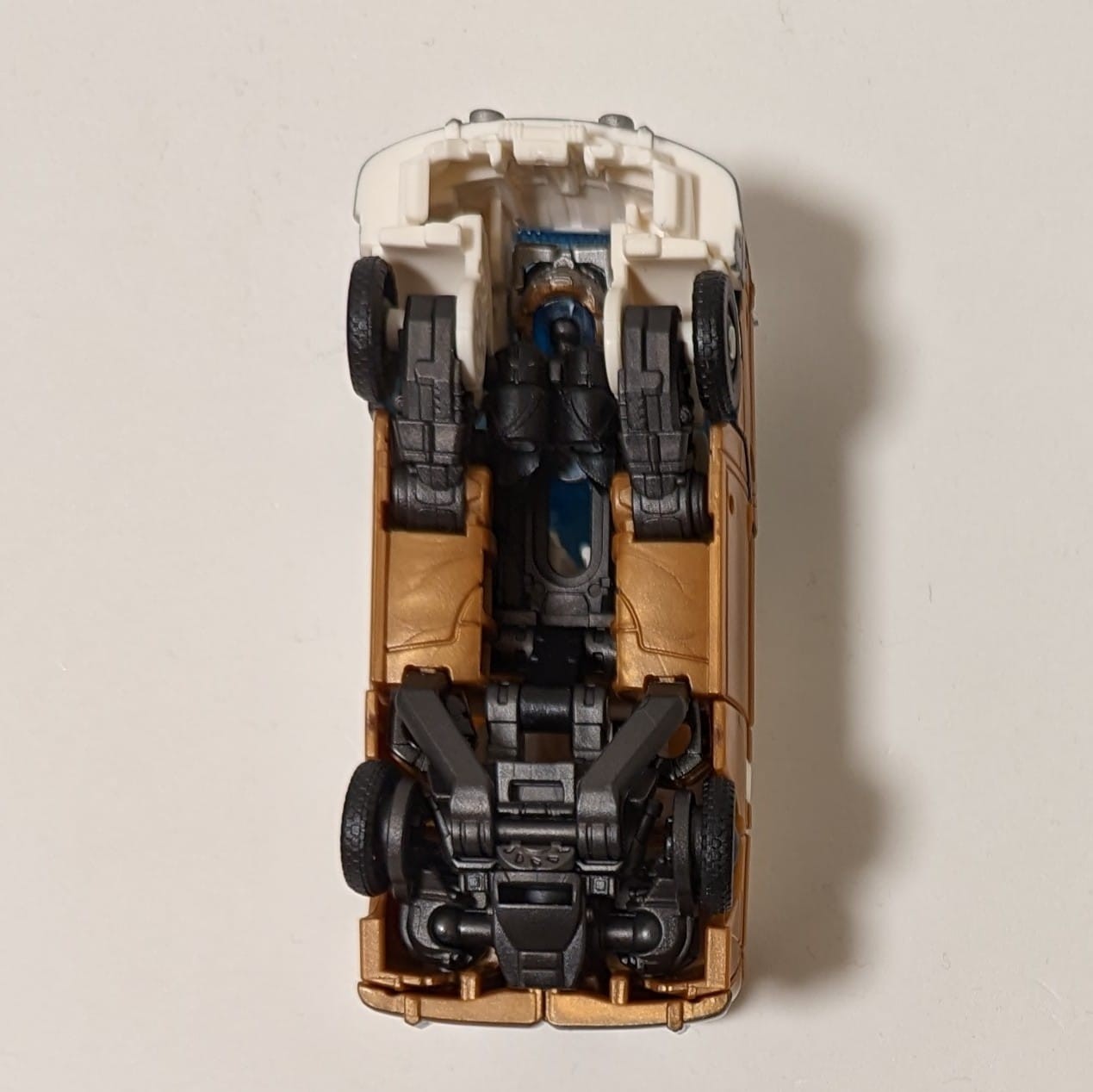 Transformers News: First Look at ROTB Wheeljack and Nightbird Toys shows Wheeljack got a Major Redesign Transformers News: First Look at ROTB Wheeljack and Nightbird Toys shows Wheeljack got a Major Redesign