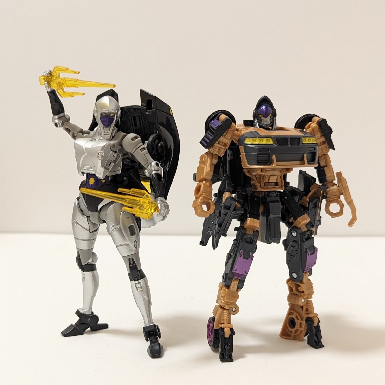 Transformers News: First Look at ROTB Wheeljack and Nightbird Toys shows Wheeljack got a Major Redesign Transformers News: First Look at ROTB Wheeljack and Nightbird Toys shows Wheeljack got a Major Redesign