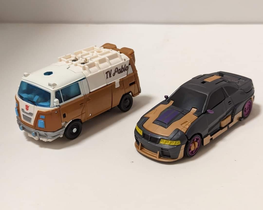 Transformers News: First Look at ROTB Wheeljack and Nightbird Toys shows Wheeljack got a Major Redesign Transformers News: First Look at ROTB Wheeljack and Nightbird Toys shows Wheeljack got a Major Redesign