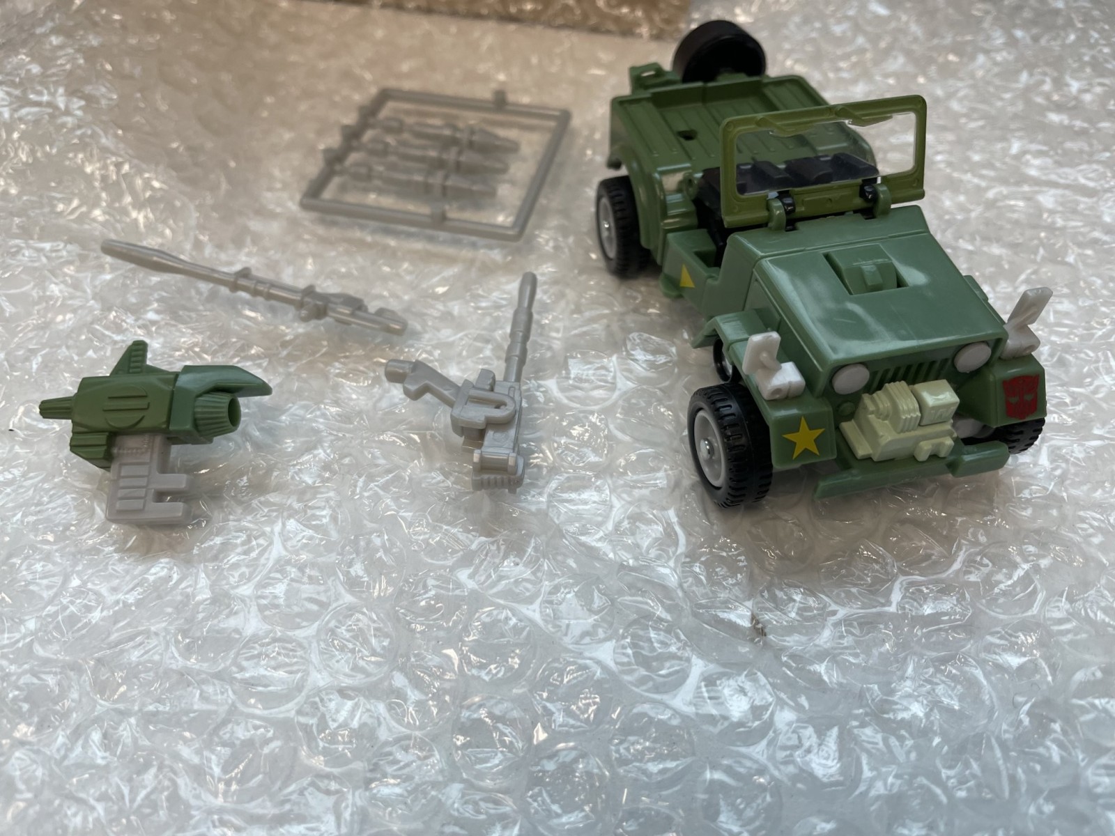Transformers News: Walmart G1 Reissues with Cartoon Deco Thread