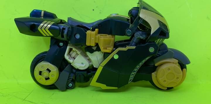 Transformers News: We have our First Look at how the TF Animated Style will Translate to the Generations Legacy Line