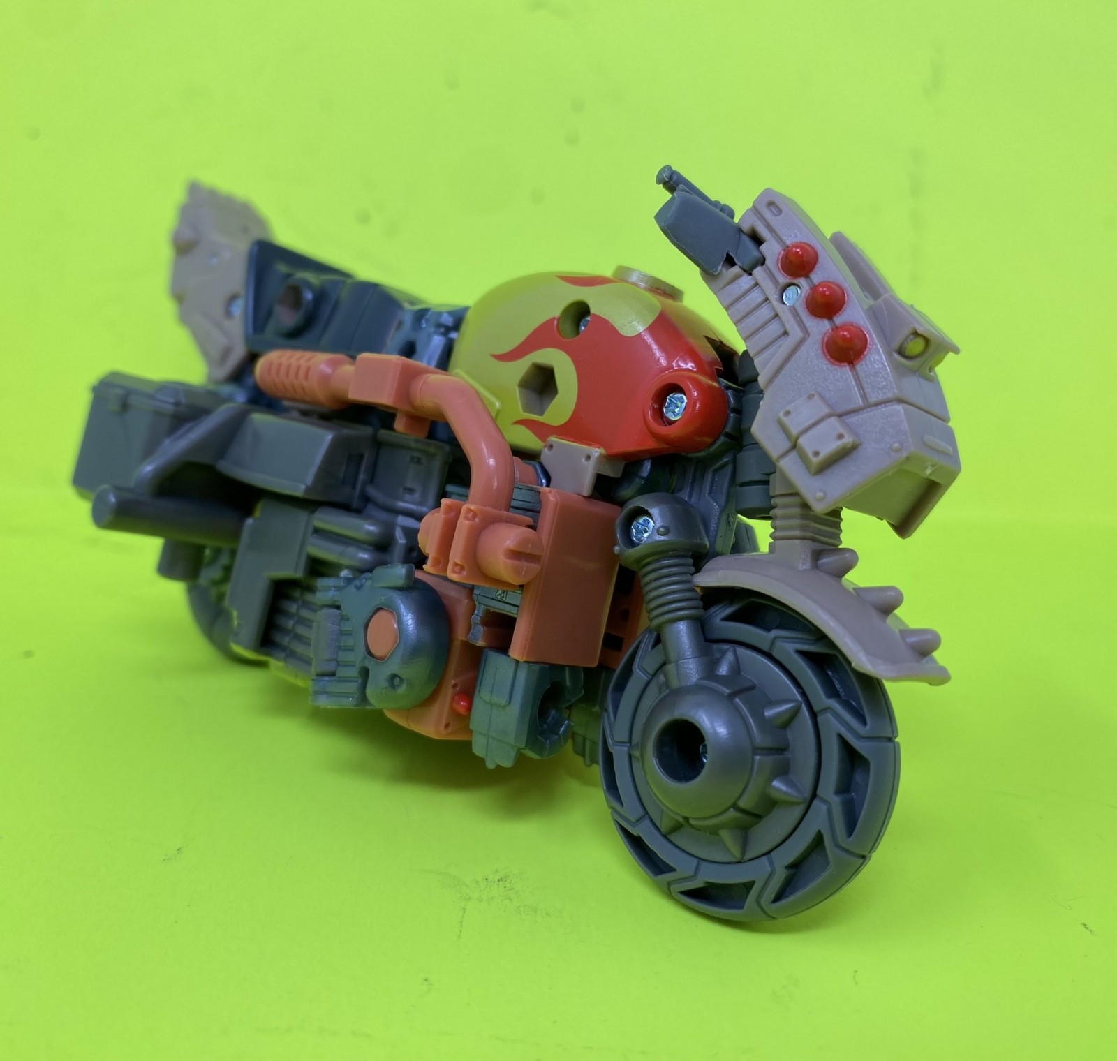 Transformers News: We have our First Look at how the TF Animated Style will Translate to the Generations Legacy Line