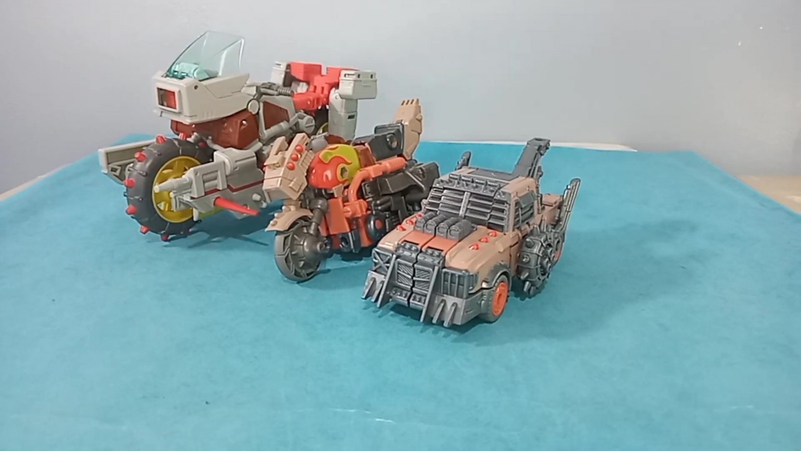Transformers News: Quick Review of Upcoming Legacy Deluxe Junkion Motorcycle Mold