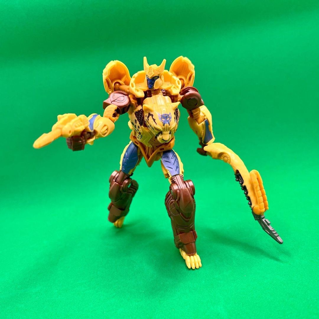 Transformers News: New Rise of the Beasts Cheetor Toy Seems to use Design Cues from Kingdom Mold Transformers News: New Rise of the Beasts Cheetor Toy Seems to use Design Cues from Kingdom Mold