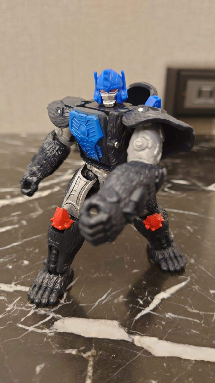 Transformers News: Images of Upcoming New Core Sized Optimus Primal and Alpha Starscream Transformers News: Images of Upcoming New Core Sized Optimus Primal and Alpha Starscream