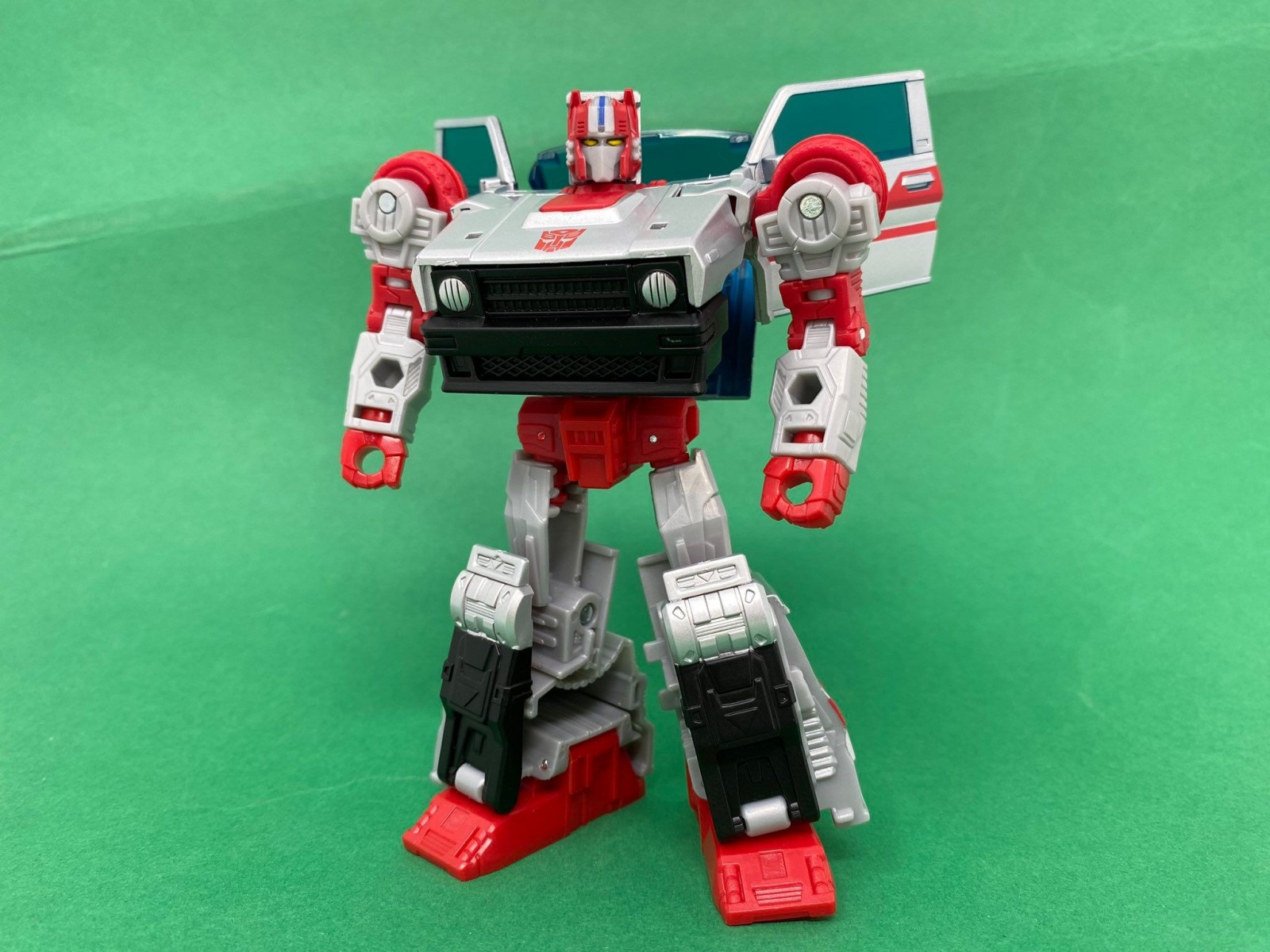 Transformers News: In Hand Look at Legacy Evolution Thundercracker, Crosscut, Skyquake and Slug