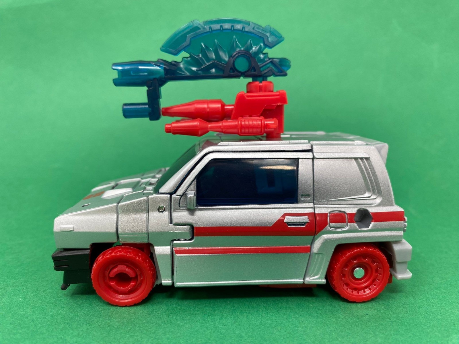 Transformers News: In Hand Look at Legacy Evolution Thundercracker, Crosscut, Skyquake and Slug