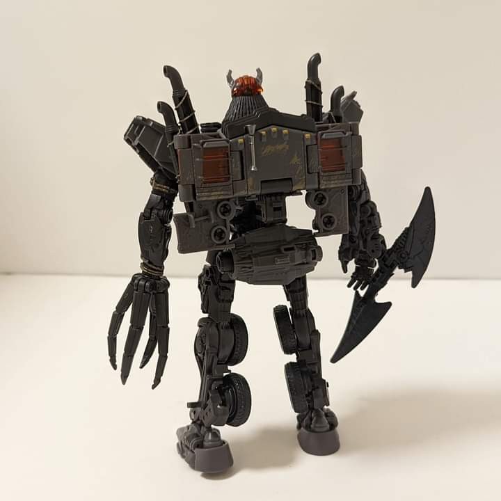 Transformers News: Studio Series Leader Rise of the Beasts Scourge Fully Leaked