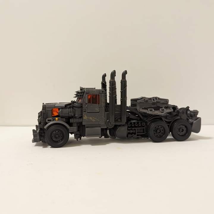 Transformers News: Studio Series Leader Rise of the Beasts Scourge Fully Leaked