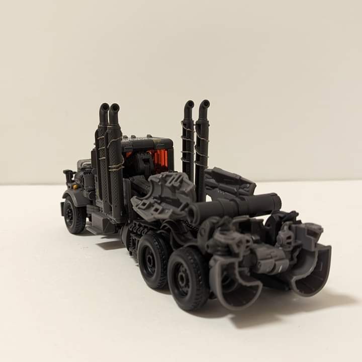Transformers News: Studio Series Leader Rise of the Beasts Scourge Fully Leaked