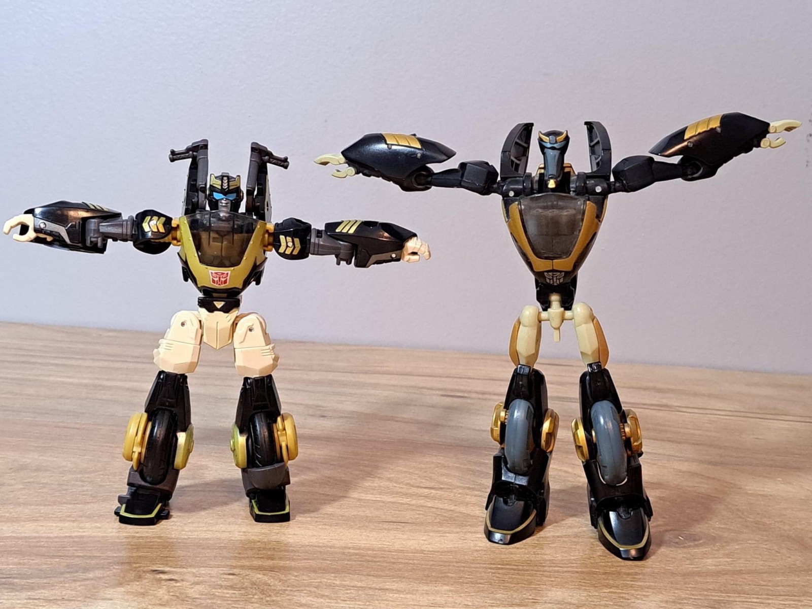 Transformers News: New Images and Review for Transformers Legacy Animated Prowl