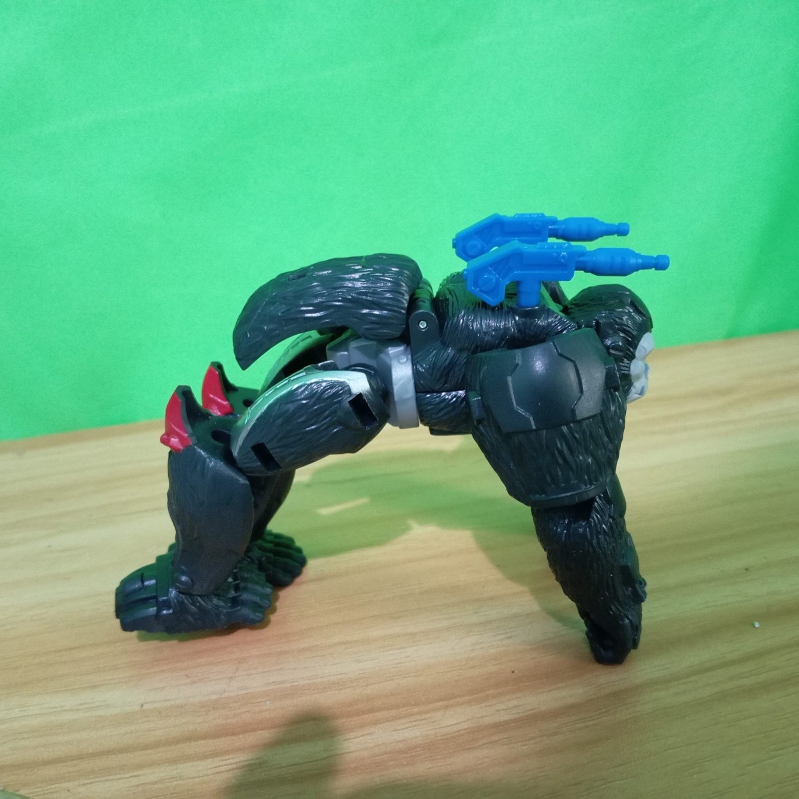 Transformers News: Pictorial and Video Reviews for Authentics Optimus Primal Transformers News: Pictorial and Video Reviews for Authentics Optimus Primal