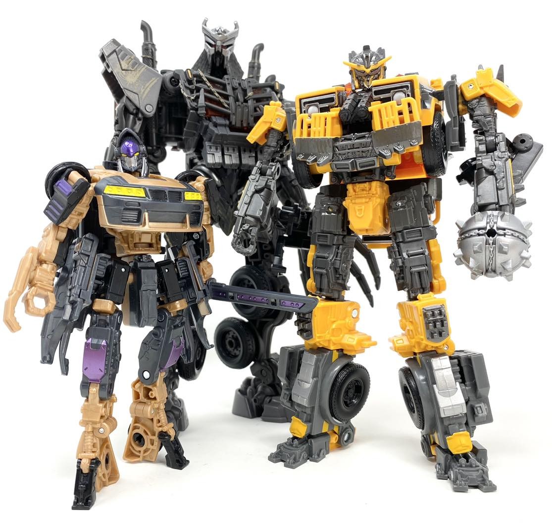Transformers News: New Images of Transformers Studio Series Leader ROTB Scourge Transformers News: New Images of Transformers Studio Series Leader ROTB Scourge