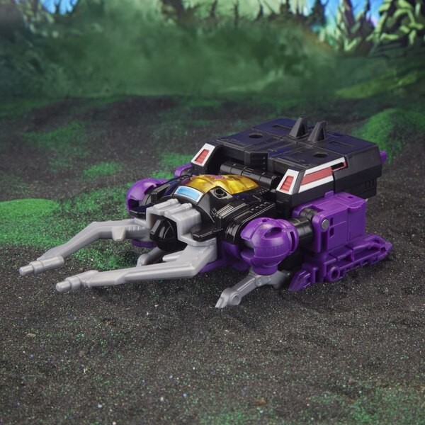 Transformers News: Reveals from Pulse Fanstream include Metalhawk, Crashbar, Shrapnel and More Transformers News: Reveals from Pulse Fanstream include Metalhawk, Crashbar, Shrapnel and More