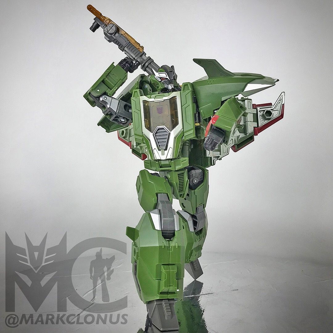 Transformers News: Here is How Legacy Skyquake Looked Originally and how it was Redesigned