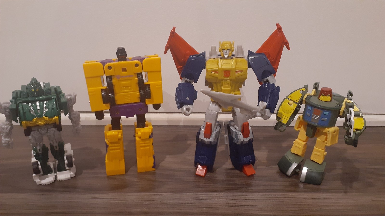 Transformers News: Legacy Metalhawk in Stock at North American Collector Stores + In Hand Images