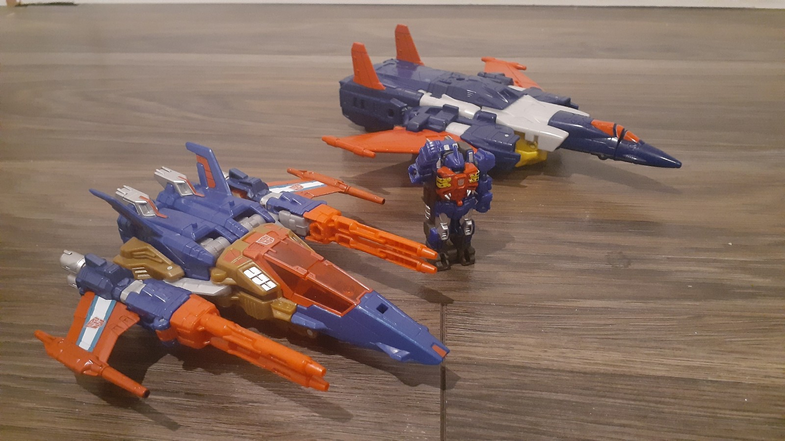 Transformers News: Legacy Metalhawk in Stock at North American Collector Stores + In Hand Images