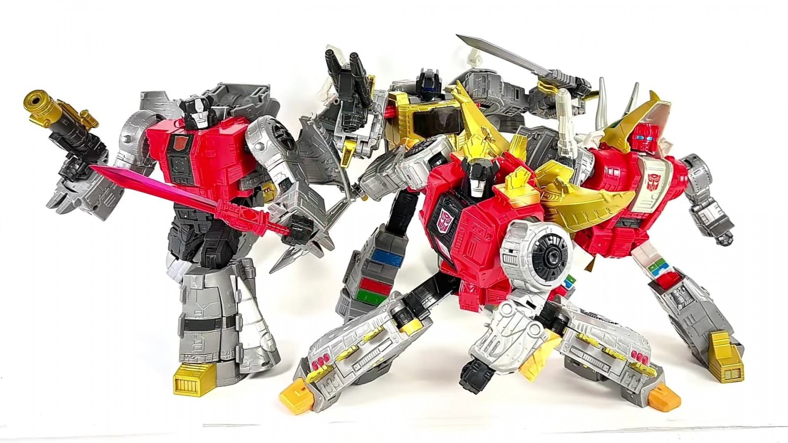 Transformers News: First Look at Studio Series 86 Leader Snarl
