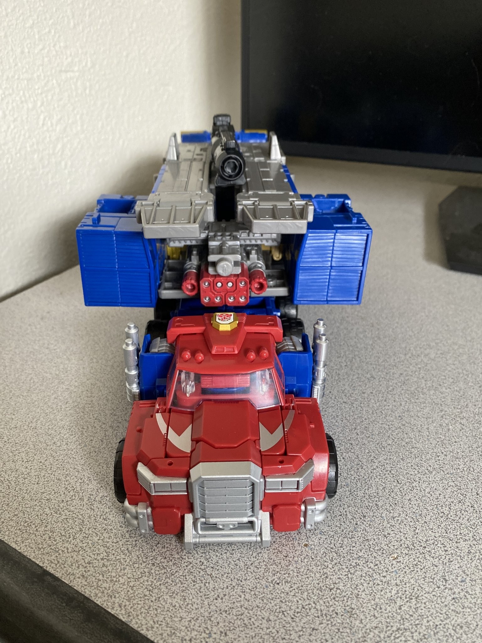 Transformers News: More Images of Legacy Commander Armada Prime Show All Modes, Size Comparisons and Removable Matrix Transformers News: More Images of Legacy Commander Armada Prime Show All Modes, Size Comparisons and Removable Matrix