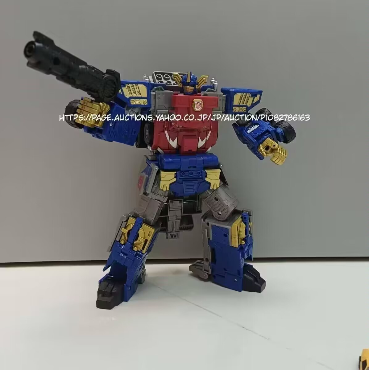 Transformers News: More Images of Legacy Commander Armada Prime Show All Modes, Size Comparisons and Removable Matrix Transformers News: More Images of Legacy Commander Armada Prime Show All Modes, Size Comparisons and Removable Matrix