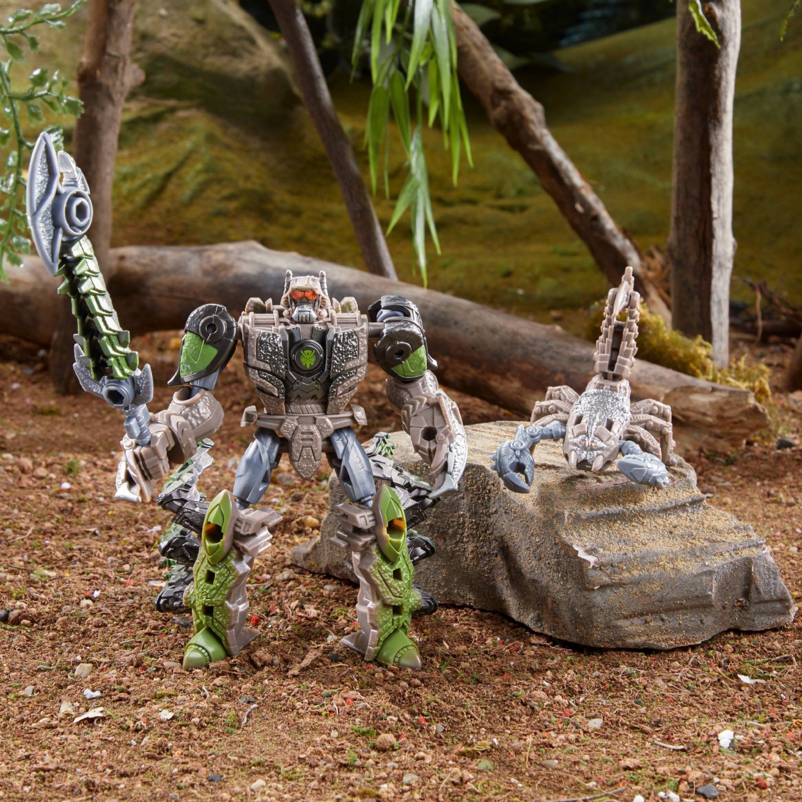 Transformers News: First Look at Only Predacon Character in Rise of the Beasts Toyline So Far + Mainline Mirage Transformers News: First Look at Only Predacon Character in Rise of the Beasts Toyline So Far + Mainline Mirage