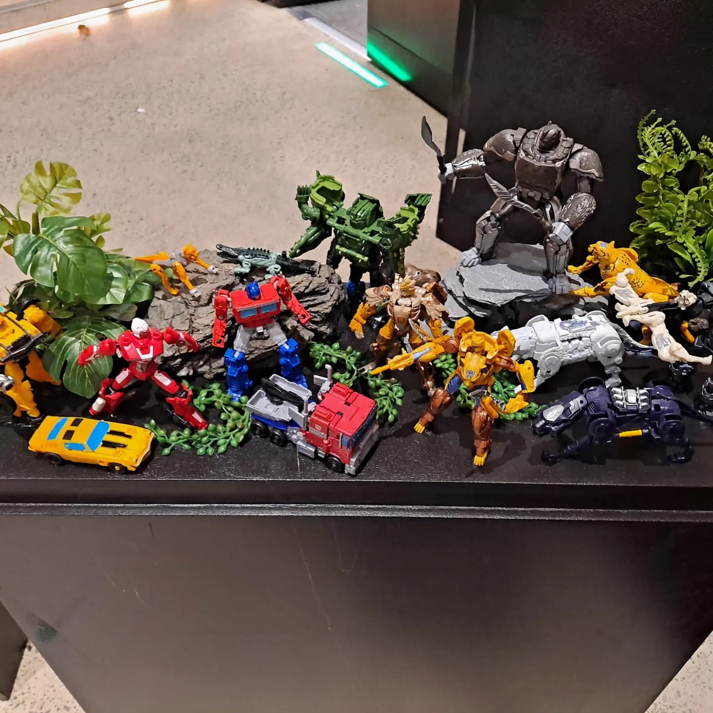 Transformers News: Bayverse Renders are Creeping into the Rise of the Beasts Toyline with these New Toy Sightings Transformers News: Bayverse Renders are Creeping into the Rise of the Beasts Toyline with these New Toy Sightings