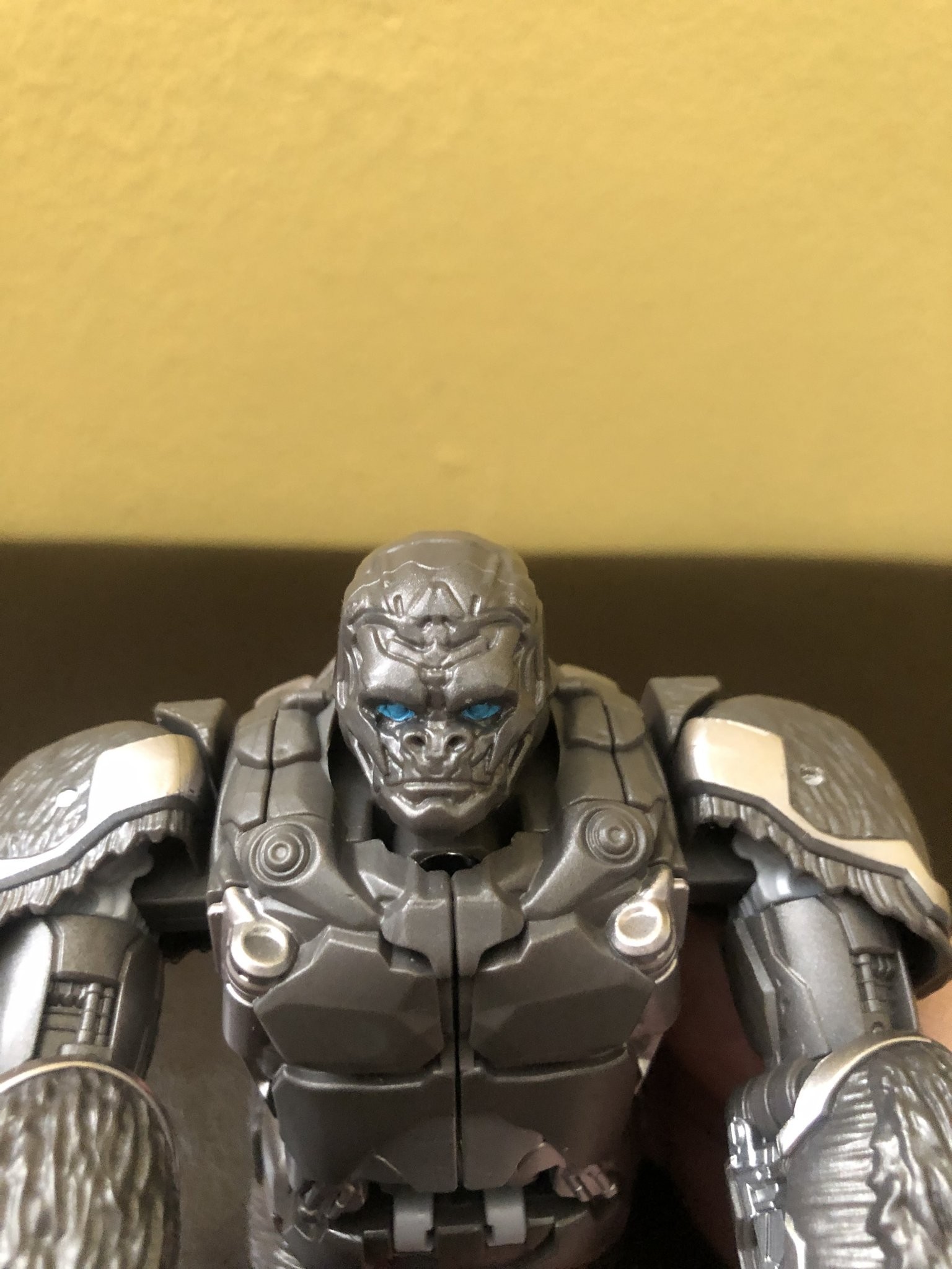 Transformers News: More Images of ROTB Voyager Optimus PriImal Showing Both Modes + Transformation Video