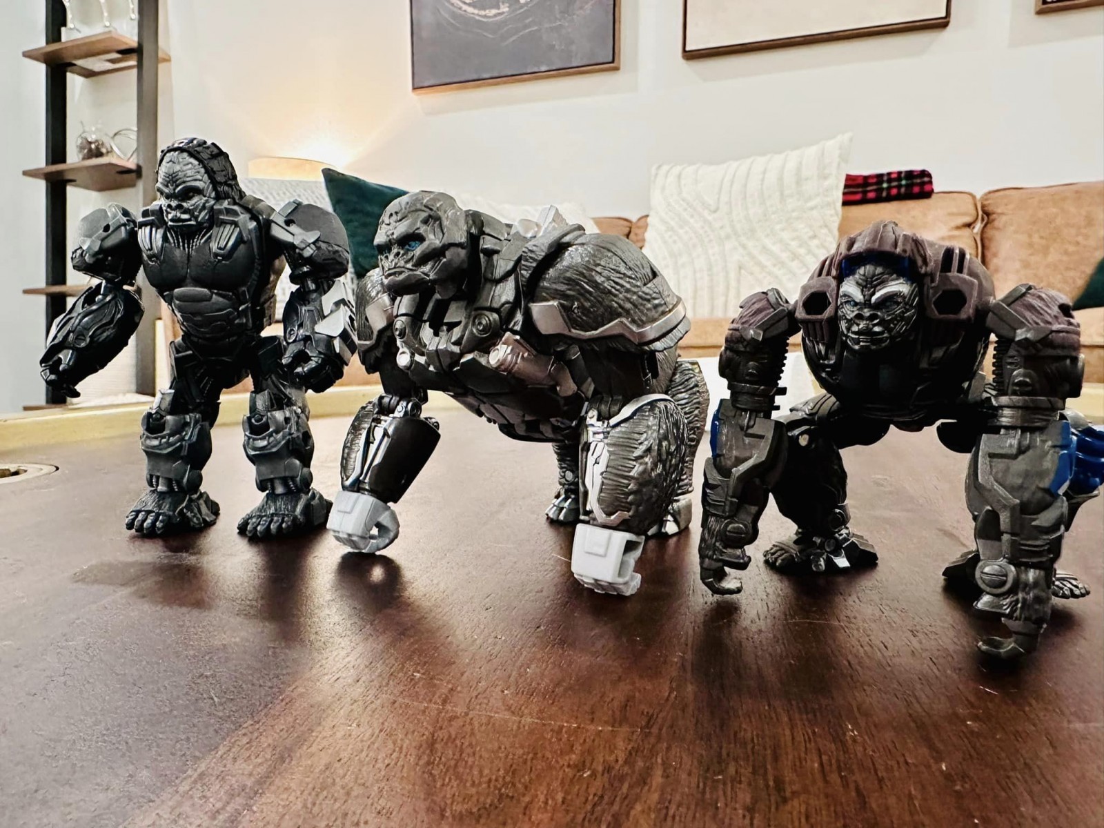 Transformers News: More Images of ROTB Voyager Optimus PriImal Showing Both Modes + Transformation Video