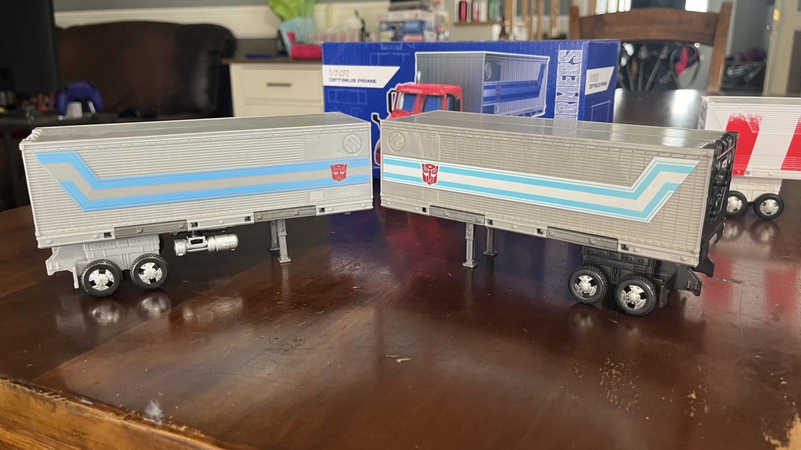 Transformers News: Video Review and Images of Transformers X Volvo Crossover VNR Optimus Prime Transformers News: Video Review and Images of Transformers X Volvo Crossover VNR Optimus Prime