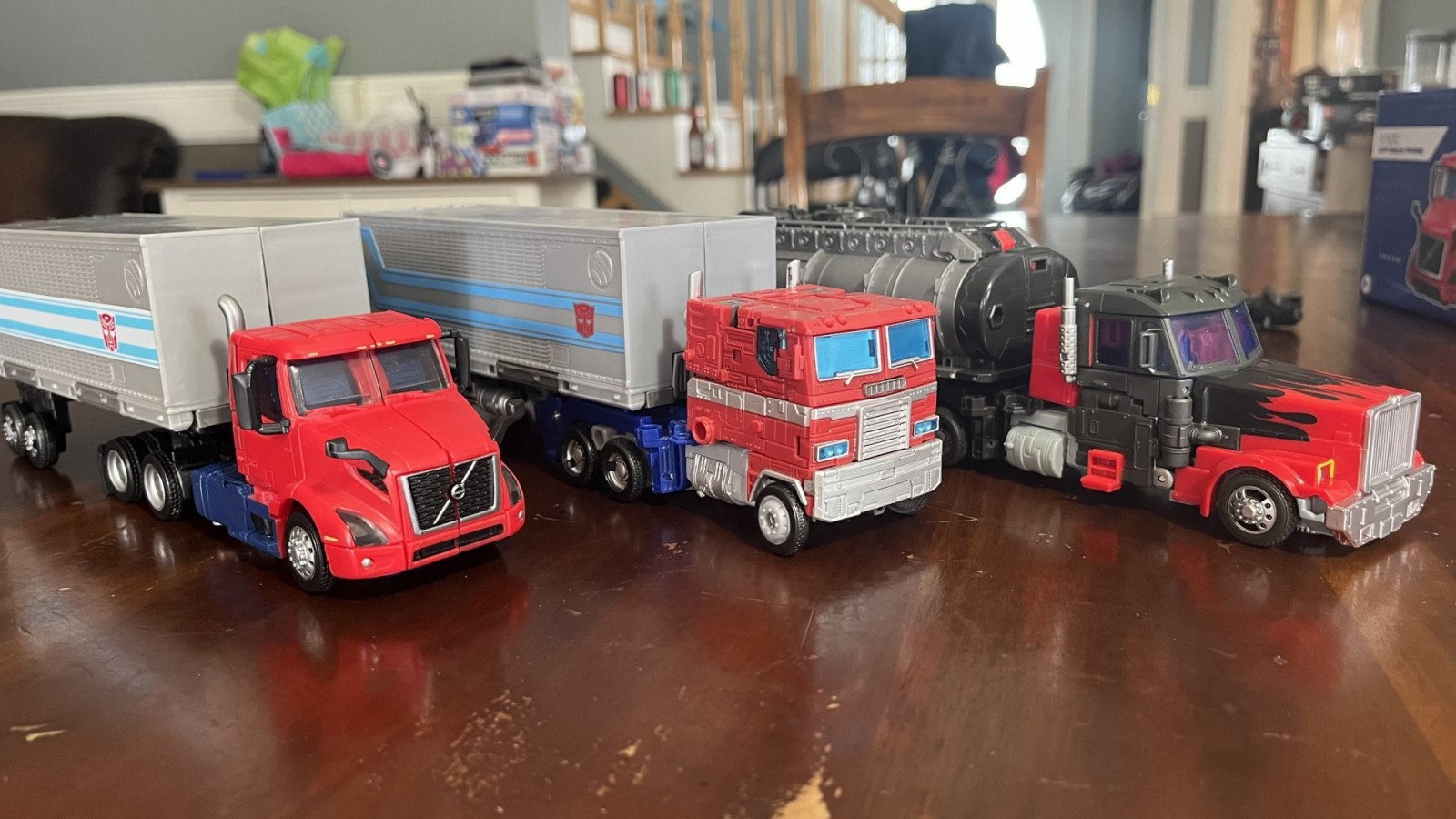 Transformers News: Video Review and Images of Transformers X Volvo Crossover VNR Optimus Prime Transformers News: Video Review and Images of Transformers X Volvo Crossover VNR Optimus Prime