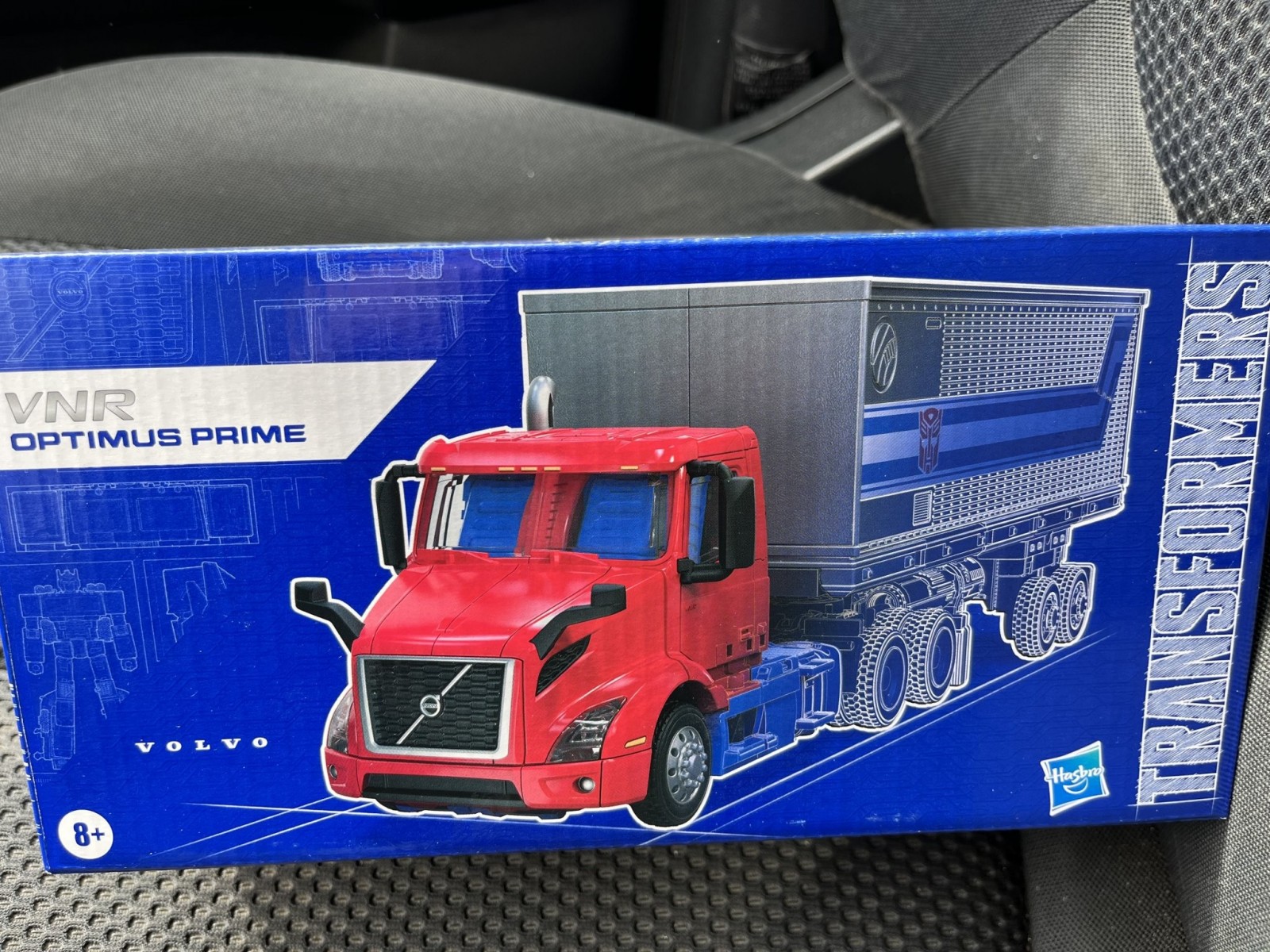 Transformers News: Video Review and Images of Transformers X Volvo Crossover VNR Optimus Prime Transformers News: Video Review and Images of Transformers X Volvo Crossover VNR Optimus Prime