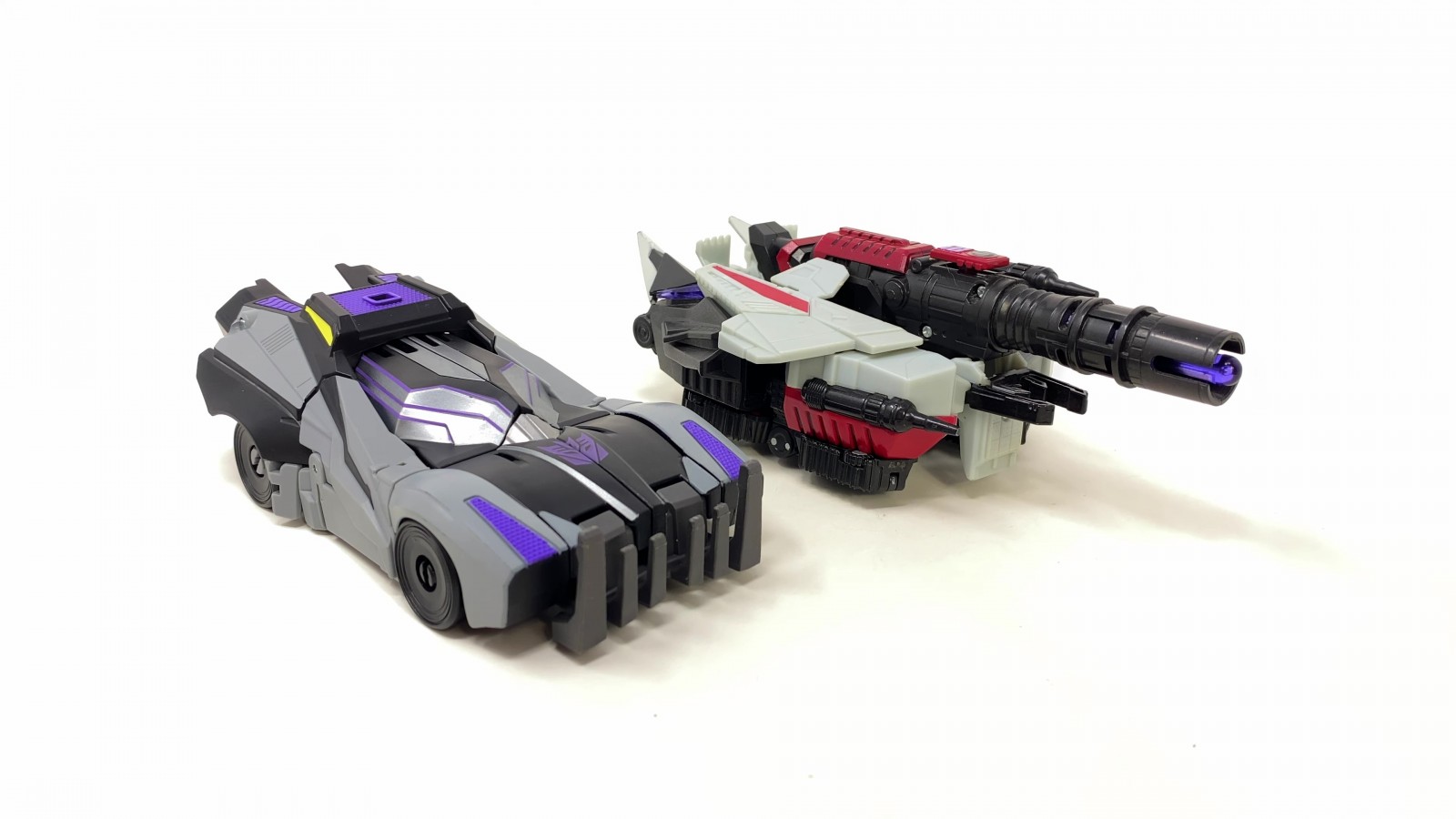 Transformers News: In Hand Images of Studio Series Gamer Edition Optimus Prime and Barricade Transformers News: In Hand Images of Studio Series Gamer Edition Optimus Prime and Barricade
