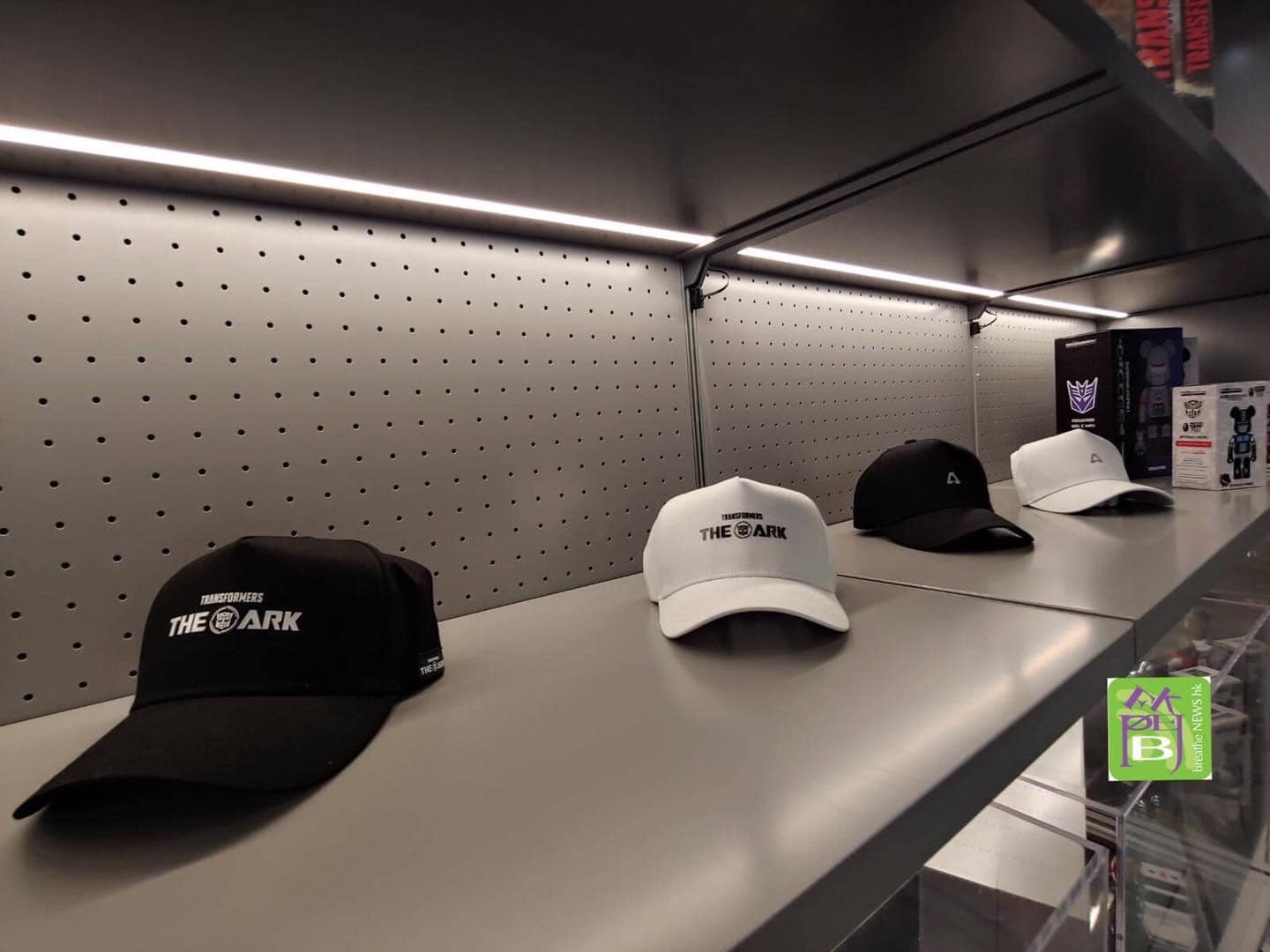 Transformers News: Images of New Official Transformers Restauraunt in Hong Kong Transformers News: Images of New Official Transformers Restauraunt in Hong Kong