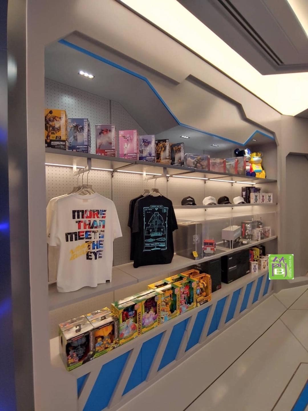 Transformers News: Images of New Official Transformers Restauraunt in Hong Kong Transformers News: Images of New Official Transformers Restauraunt in Hong Kong
