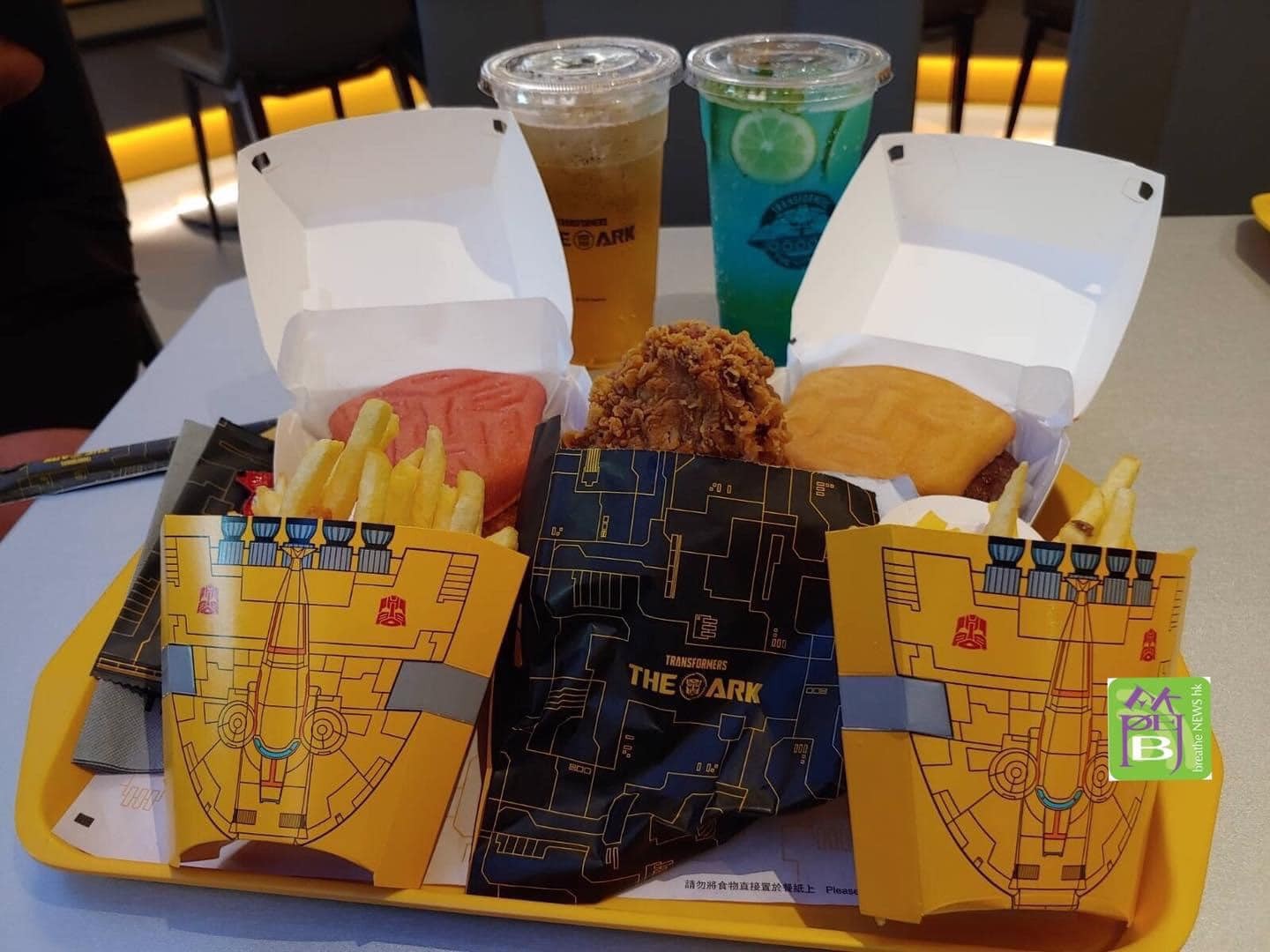 Transformers News: Images of New Official Transformers Restauraunt in Hong Kong Transformers News: Images of New Official Transformers Restauraunt in Hong Kong