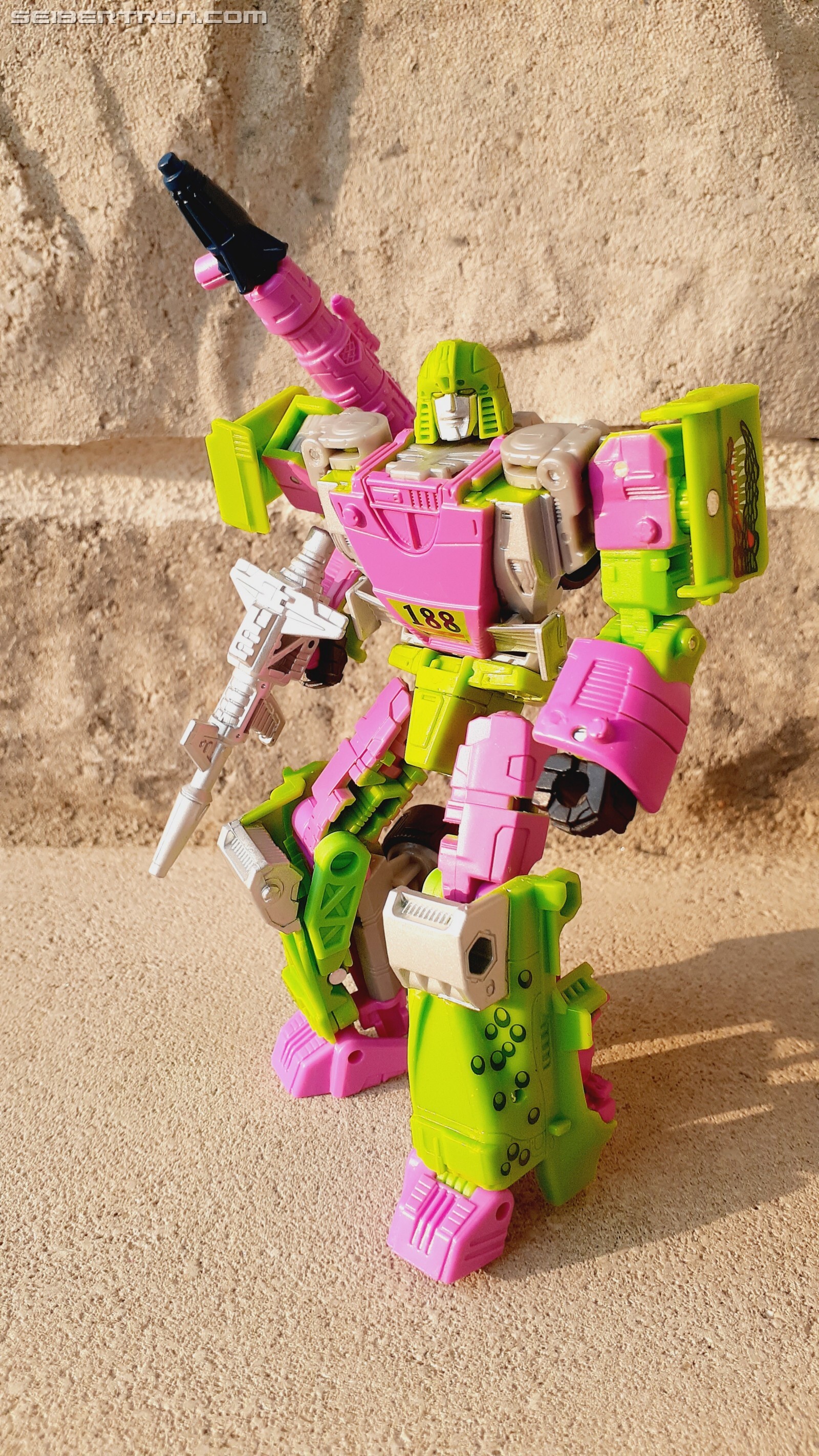 Transformers News: In Hand Images and Reviews of Deluxes from Walmart G2 Line
