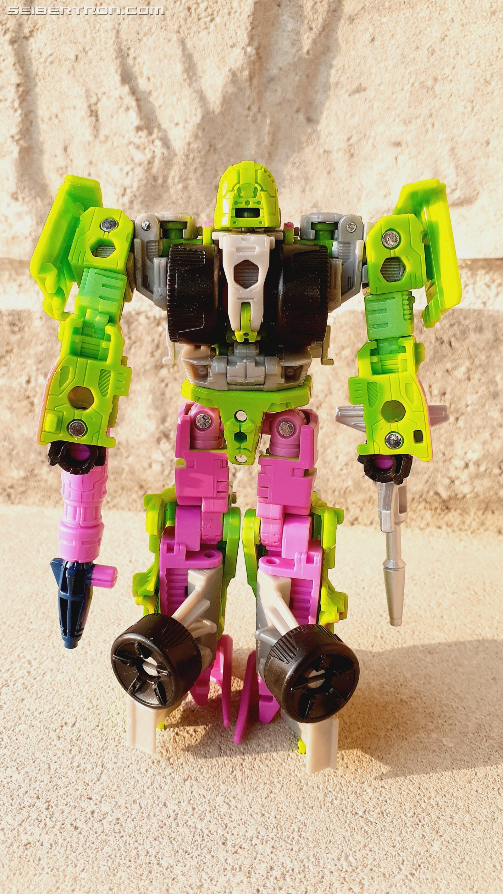 Transformers News: In Hand Images and Reviews of Deluxes from Walmart G2 Line