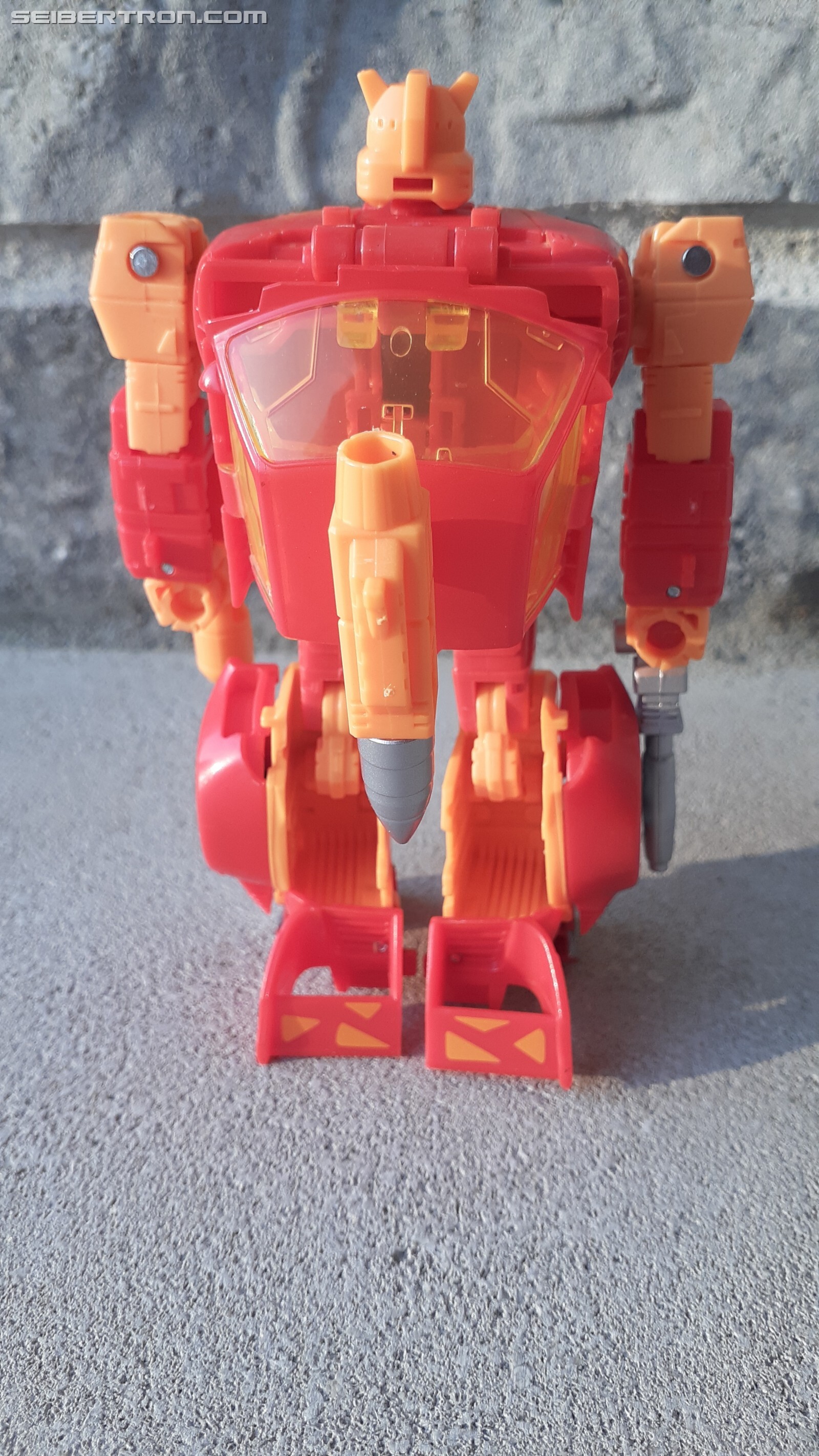 Transformers News: In Hand Images and Reviews of Deluxes from Walmart G2 Line