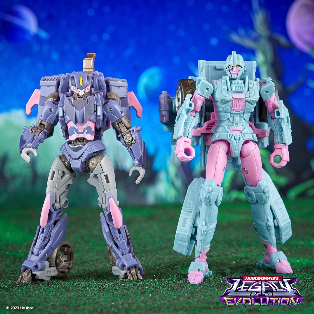 Transformers News: SDCC 2023 Reveals include Commander Magnus, Menasor Set, Noah Exo Suit, Nova Prime and More Transformers News: SDCC 2023 Reveals include Commander Magnus, Menasor Set, Noah Exo Suit, Nova Prime and More